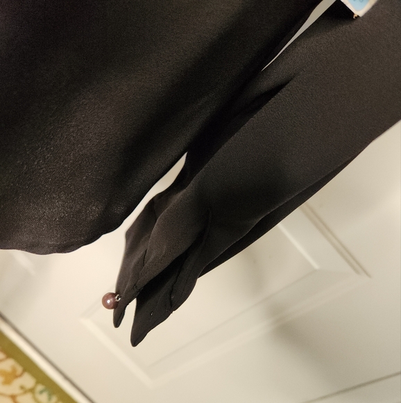 NWT Nine West Black Flowy Blouse  Size Plus 1X - Picture 2 of 6